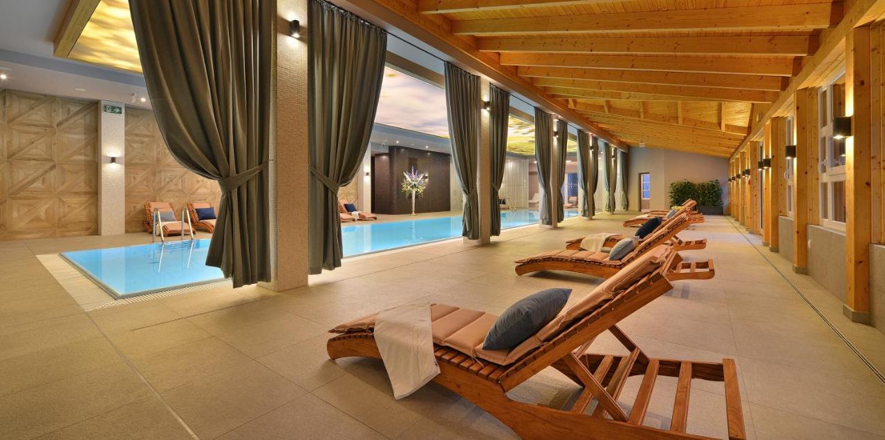 Hotel Pod Lipou Resort Modra Zewnętrze zdjęcie